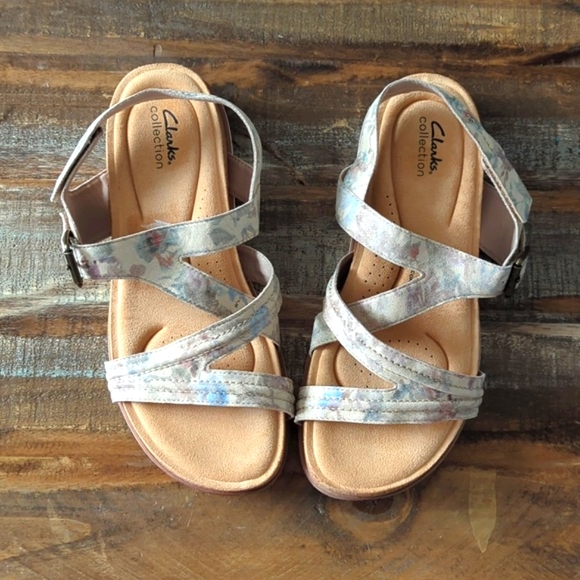 🆕🌿CLARKS ULTIMATE COMFORT SANDALS🌿 - Picture 2 of 13